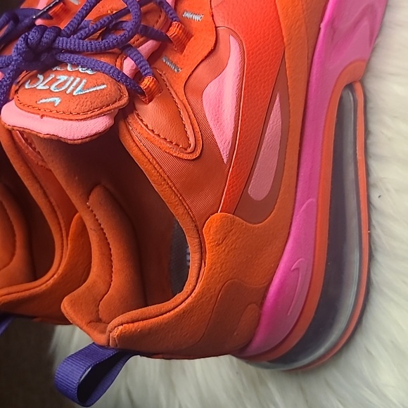 Nike Pink and Orange Sneakers Lightweight Performance - Picture 8 of 16